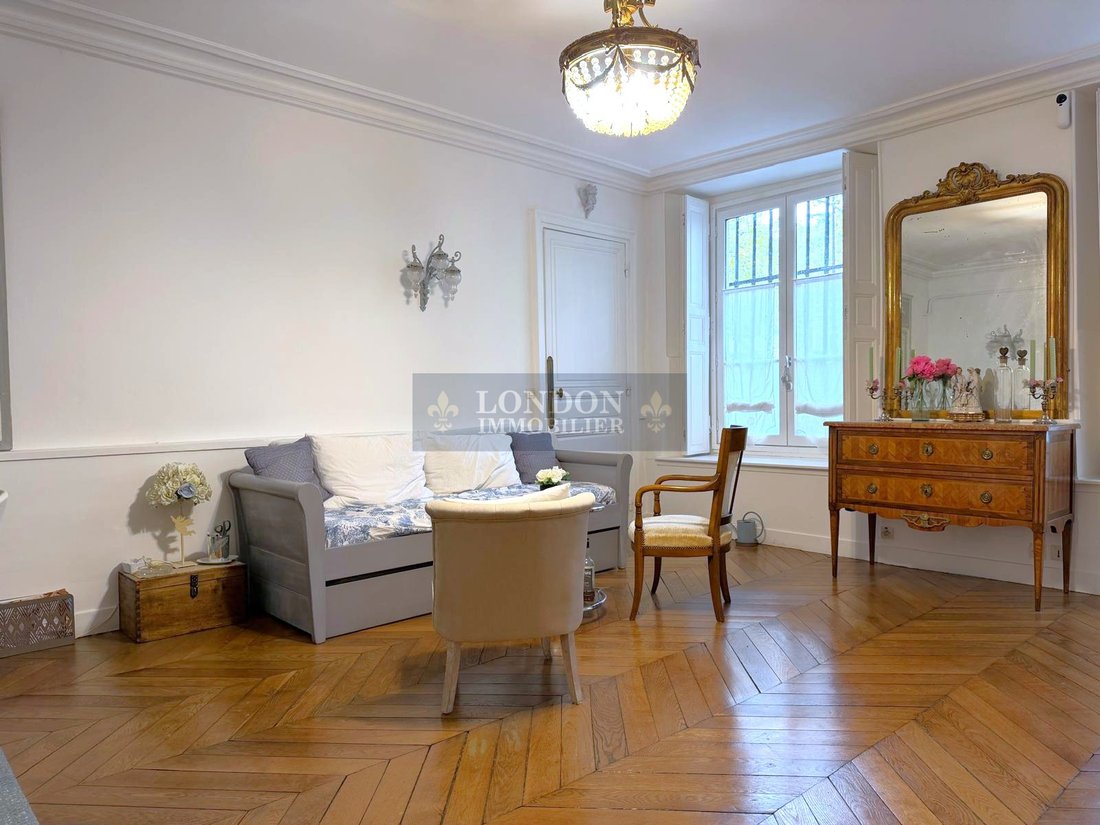 Apartamento en Dominio Nacional del Castillo, Versalles, Francia 1 - 19097813