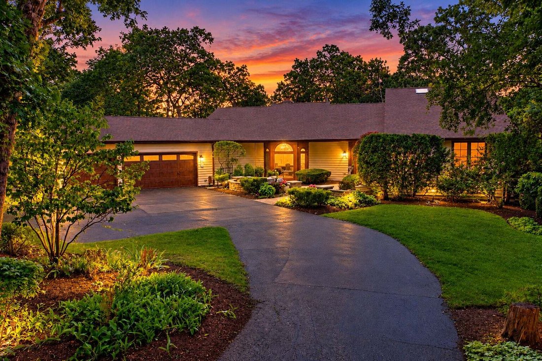 Casa a Hawthorn Woods, Illinois, Stati Uniti 1 - 19094673