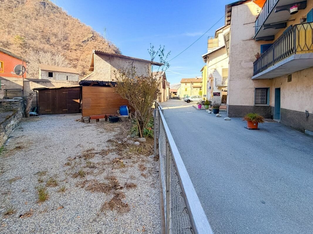 Chippis, Valais/Wallis, Switzerland 5 - 19094055