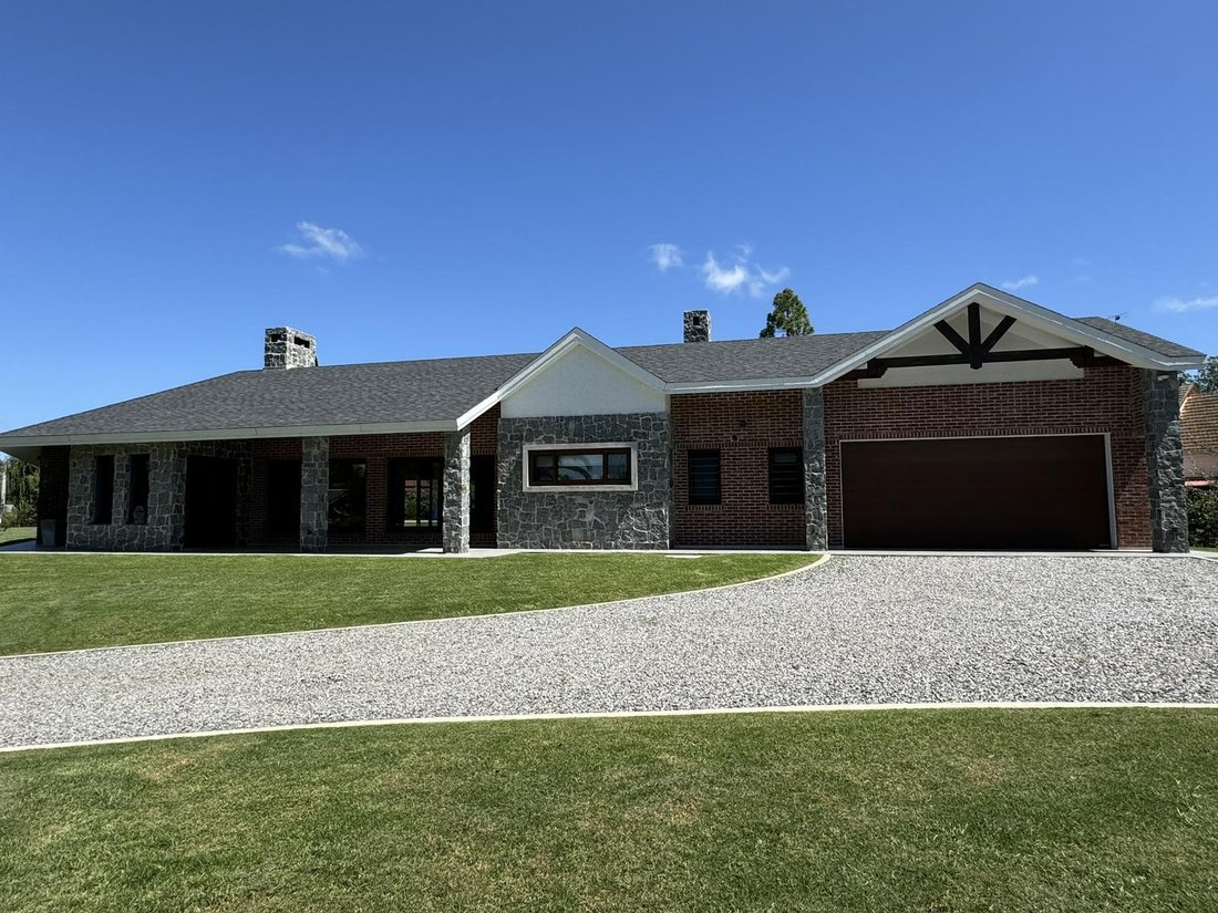 Casa en Nueva Helvecia, Departamento de Colonia, Uruguay 1 - 19095992