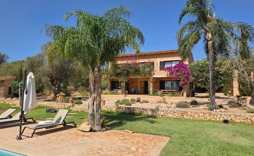 Finca en Las Salinas, Islas Baleares, España 1