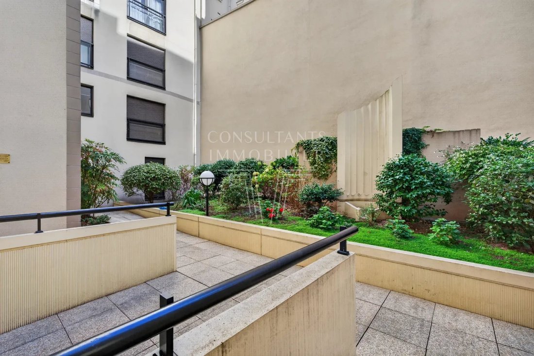 Apartamento en Perouses, París, Isla de Francia 4 - 19095376