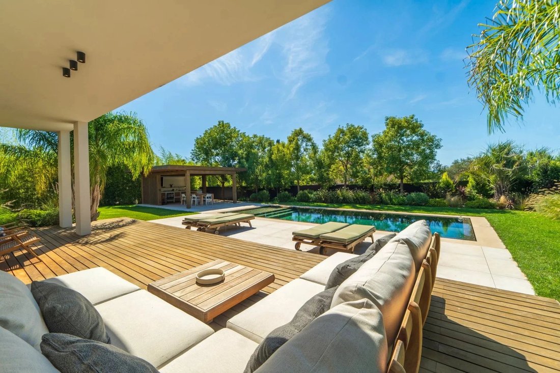 Villa in Mougins, Provence-Alpes-Côte d'Azur, France 3 - 19095379