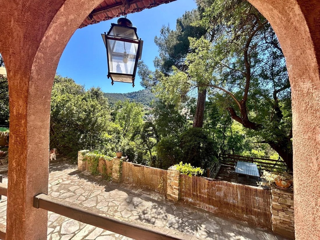 Country House in La Millière, Marseille, Provence-Alpes-Côte d'Azur 4 - 19095436