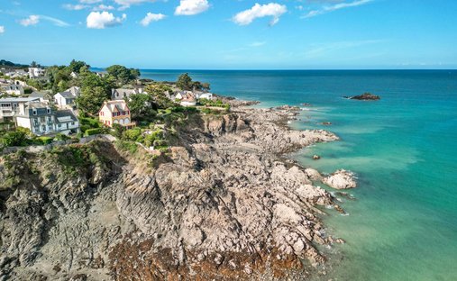 Maison à Saint-Quay-Portrieux, Bretagne, France 1
