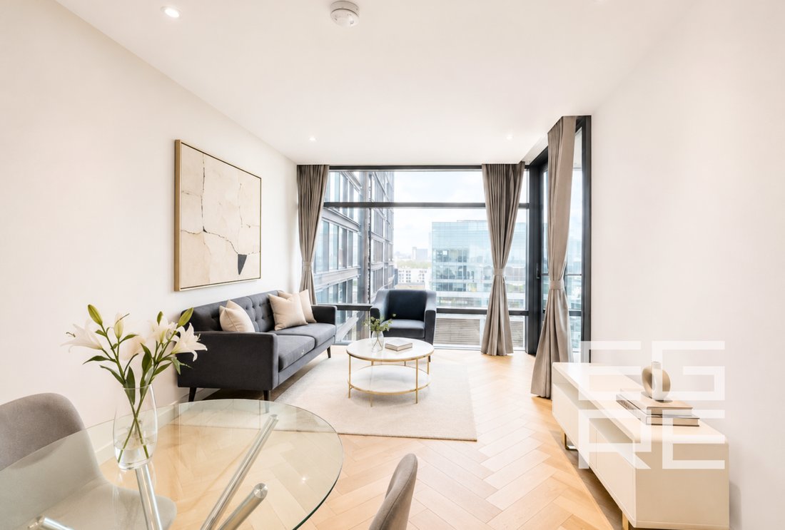 Apartment in EC2, England 1 - 19095109