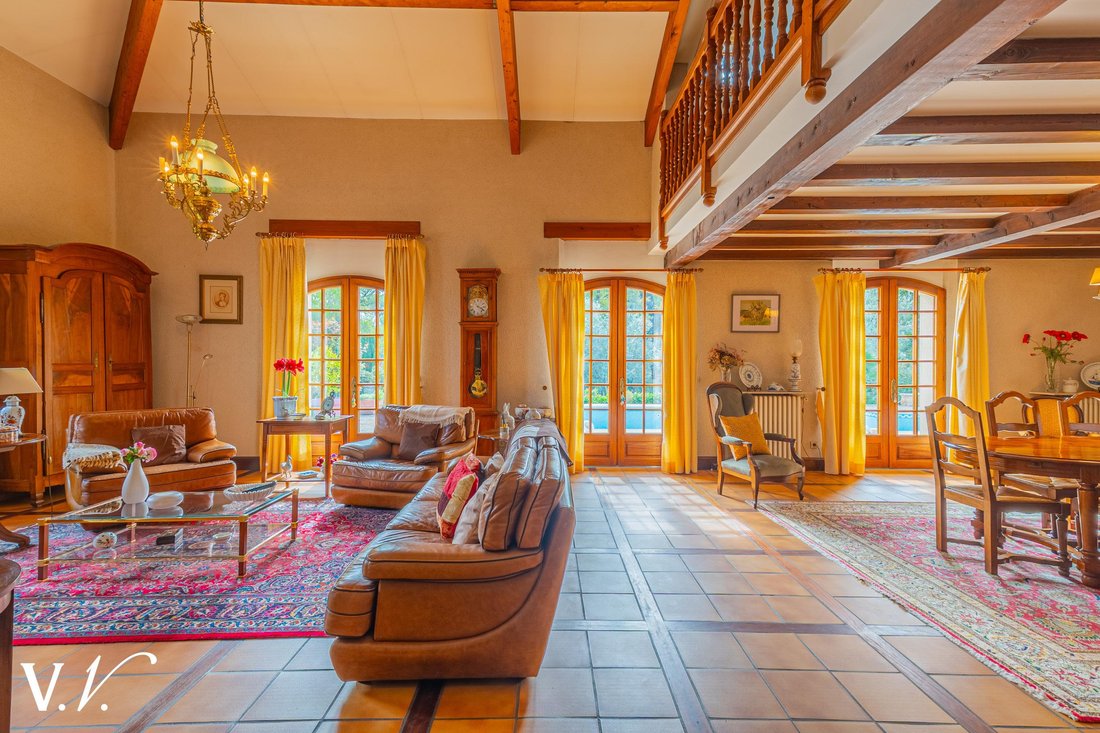 Finca en Yvrac, Nueva Aquitania, Francia 3 - 19095541