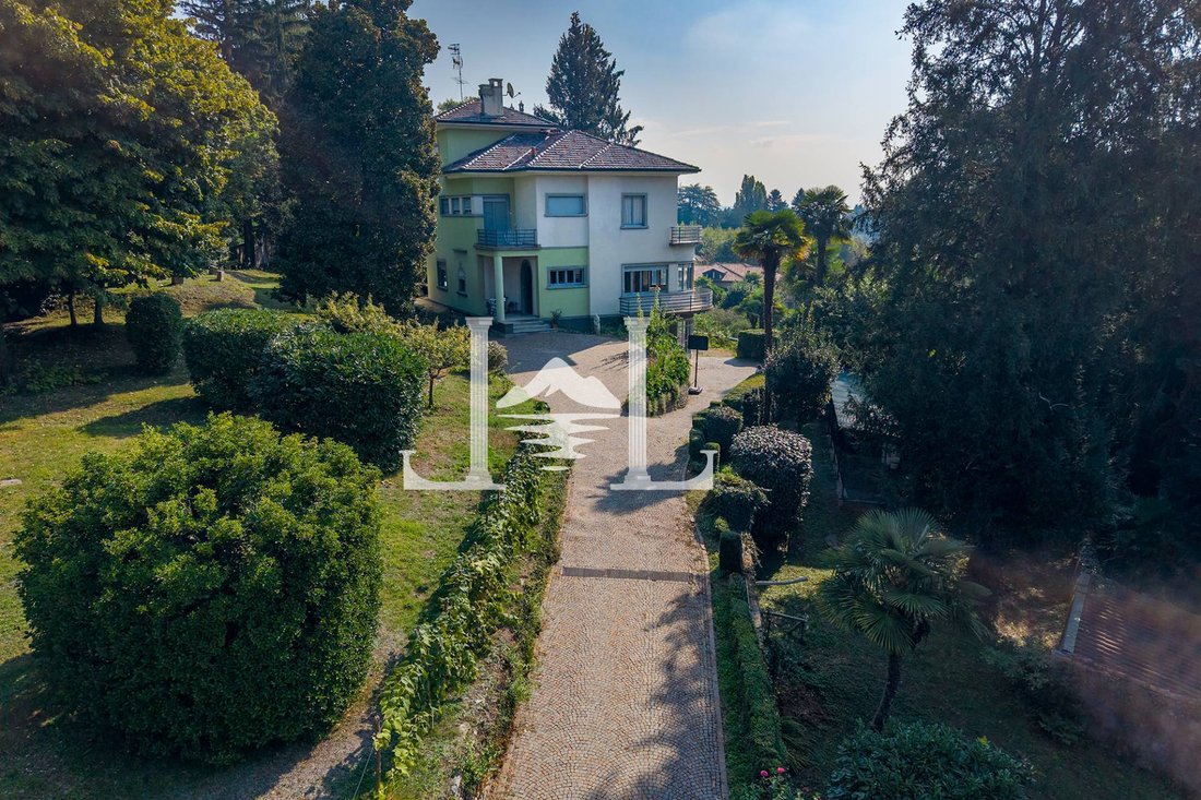 Villa a Centro, Varese, Lombardia 5 - 19098839