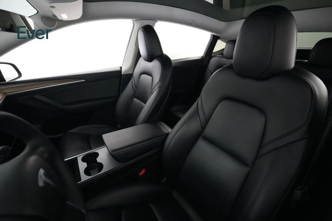 Suv in San Francisco, CA, United States 4 - 19055983