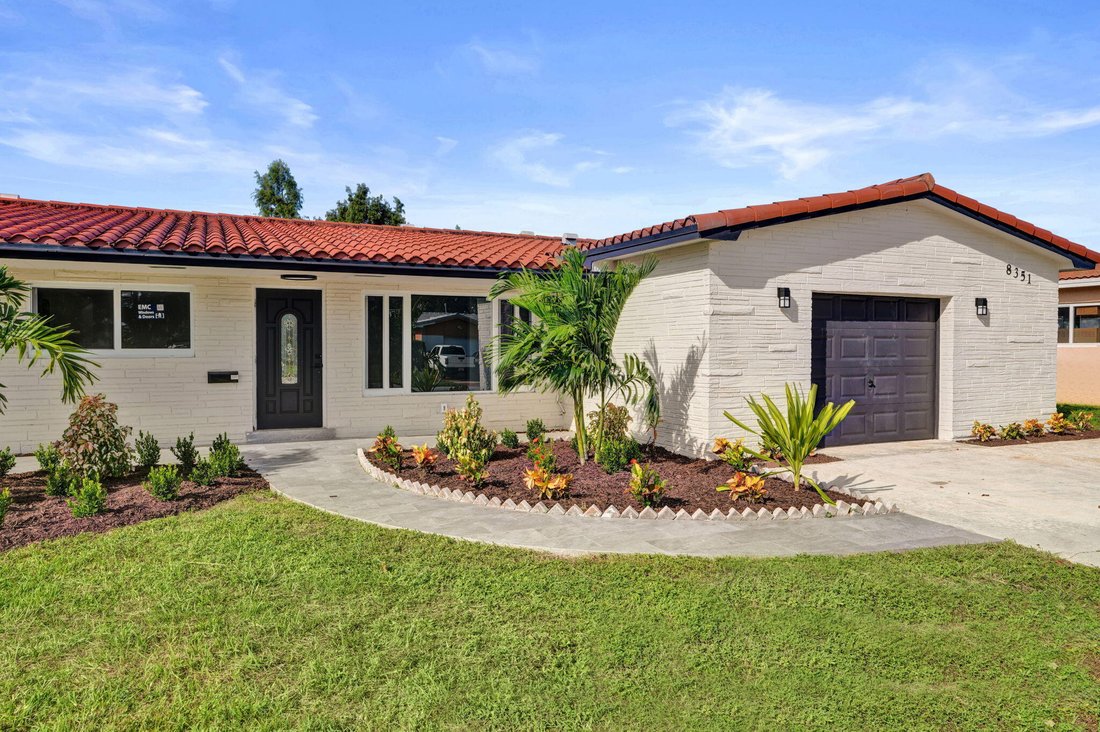 Casa en Pembroke Pines, Florida, Estados Unidos 2 - 19094310