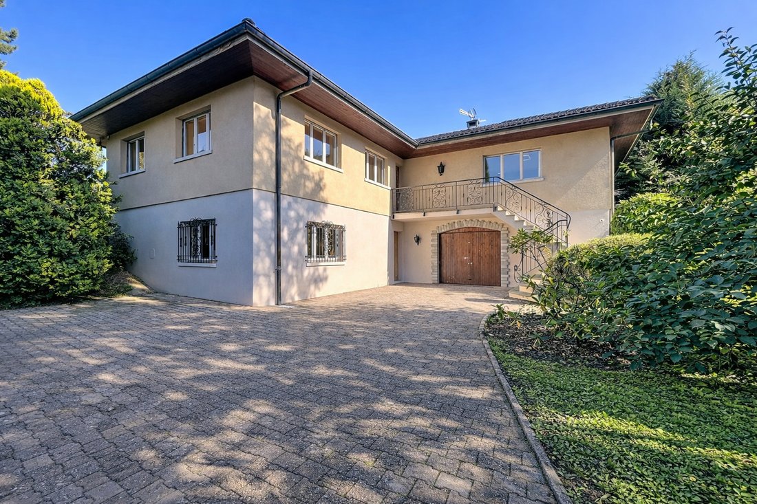 Casa a Grand-Saconnex, Cantone di Ginevra, Svizzera 1 - 19094304