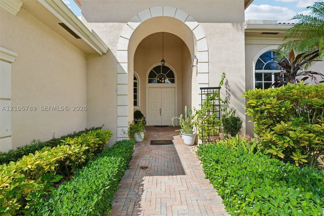 Casa en Pembroke Pines, Florida, Estados Unidos 4 - 19096050