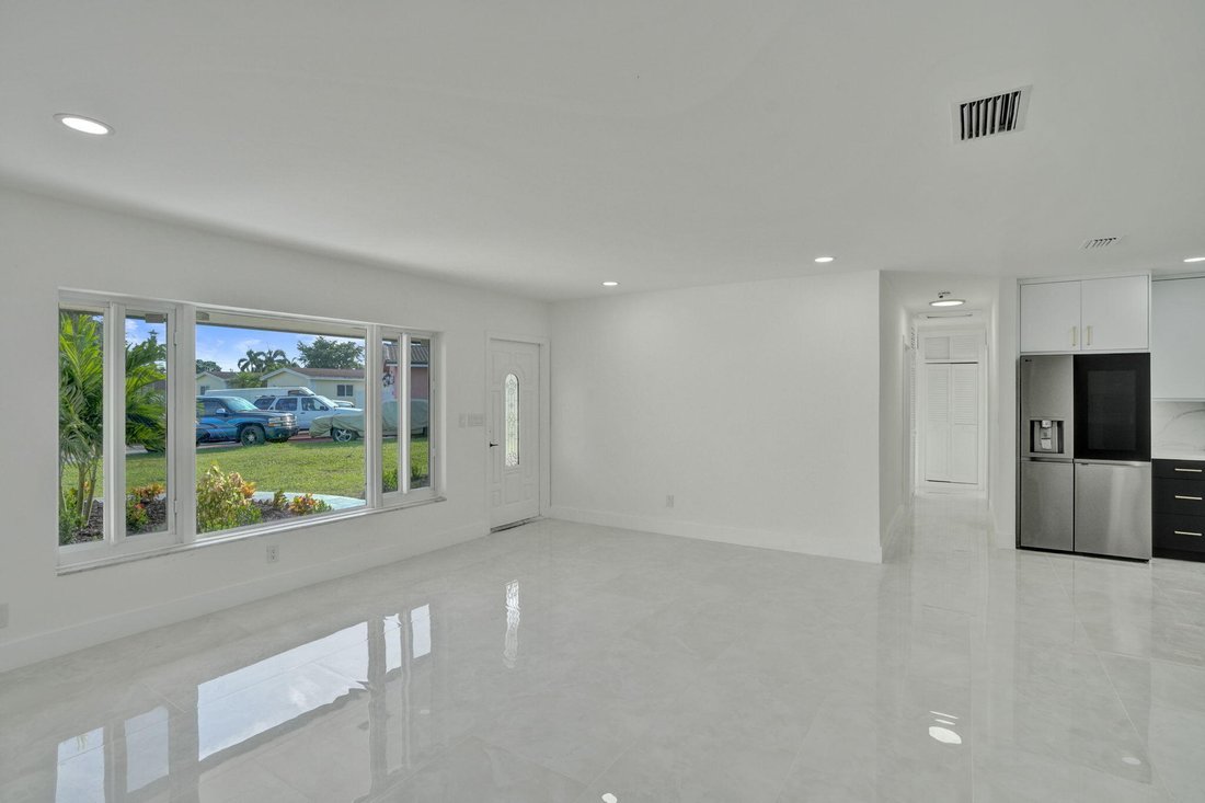 Casa en Pembroke Pines, Florida, Estados Unidos 5 - 19094310