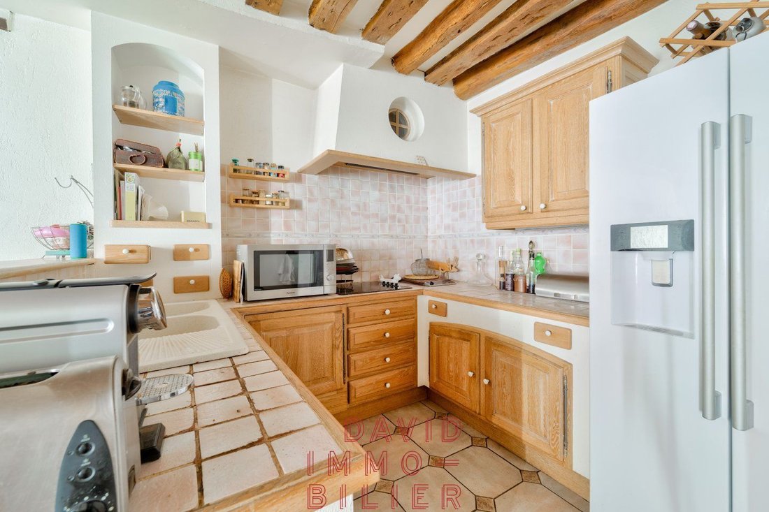 Apartment in Lorette-Martyrs, Paris 9e Arrondissement, Paris 3 - 19097773