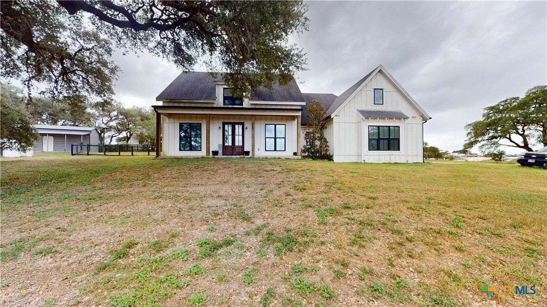 House in Cuero, Texas, United States 1 - 19096448