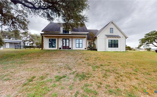 House in Cuero, Texas, United States 1
