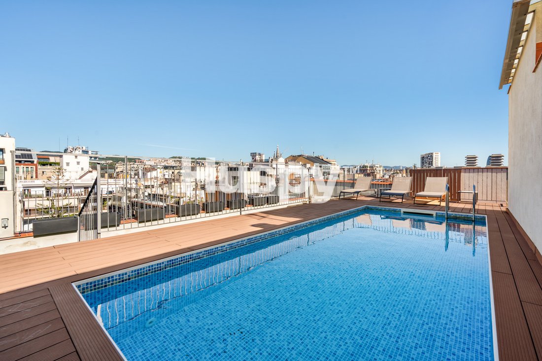 Appartamento a Eixample, Barcellona, Spagna 1 - 19095102