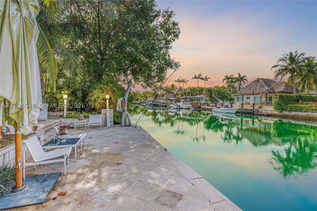 House in North Miami Beach, Florida, United States 3 - 19097066