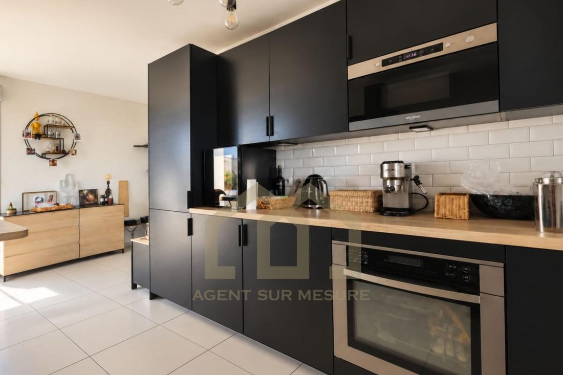 Apartment in Communes, Romainville, France 3 - 19095163