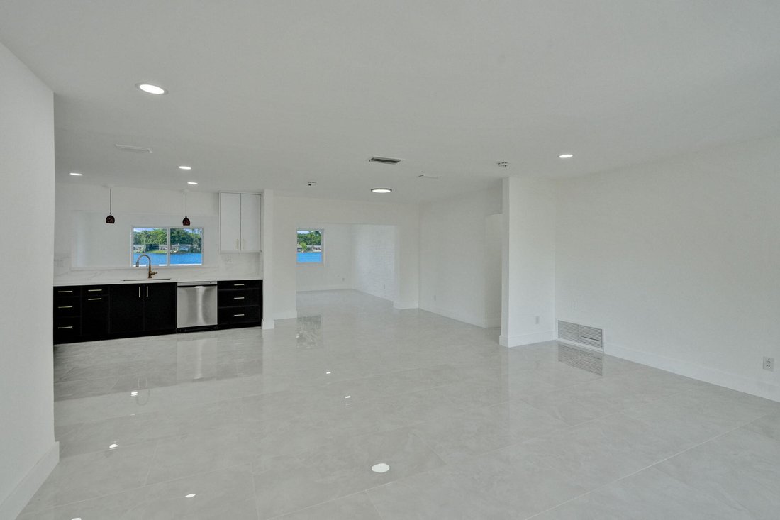 Casa en Pembroke Pines, Florida, Estados Unidos 4 - 19094310