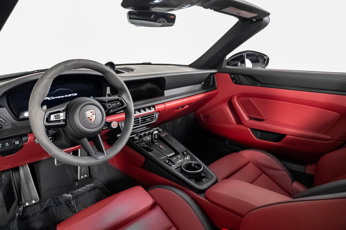 Cabriolet in Pompano Beach, FL, United States 2 - 19094964