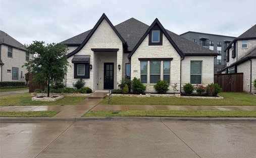 Maison à Farmers Branch, Texas, États-Unis 1