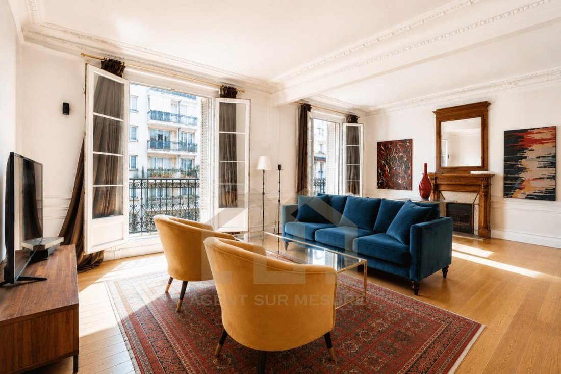 Apartment in Auteuil Sud, Paris 16e Arrondissement, Paris 2 - 19095125