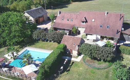 Haus in Jumilhac-le-Grand, Neu-Aquitanien, Frankreich 1
