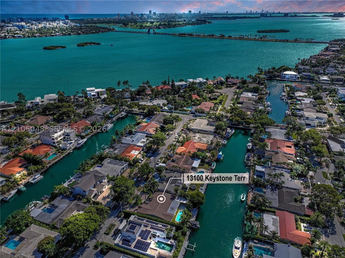 House in North Miami Beach, Florida, United States 2 - 19097066