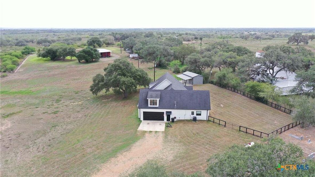 House in Cuero, Texas, United States 5 - 19096448