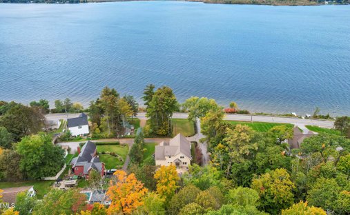 Maison à Saratoga Springs, État de New York, États-Unis 1
