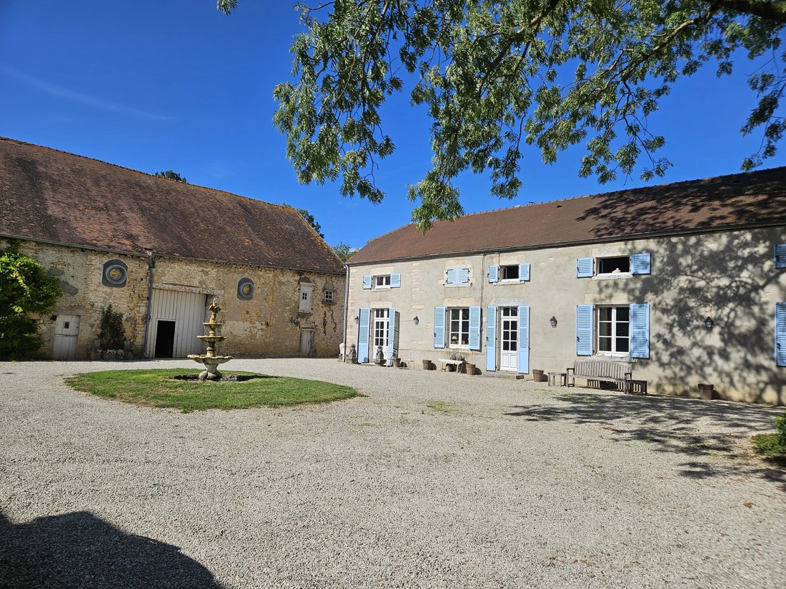 Anwesen in Fontaine-Française, Bourgogne-Franche-Comté, Frankreich 2 - 19095384