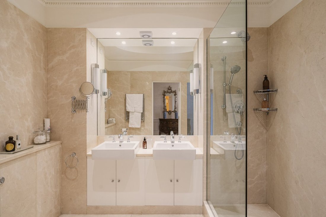 Apartment in Belgravia, Westminster, England 5 - 19096966