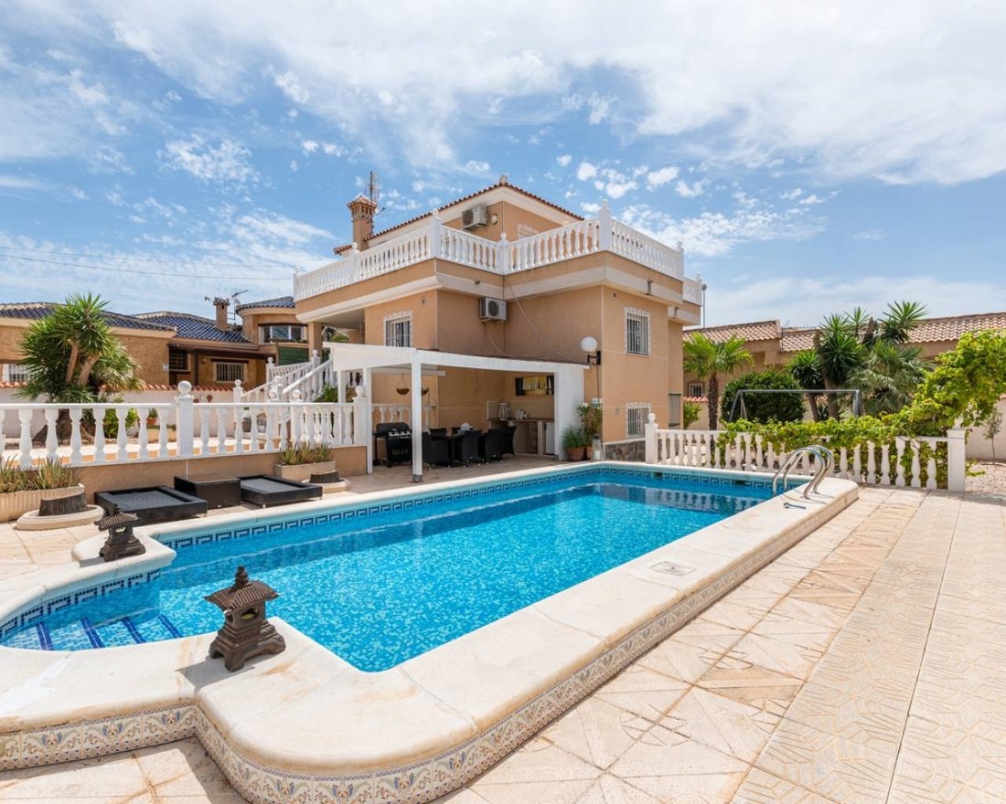 Villa in Quesada, Rojales, Land Valencia 1 - 19095614