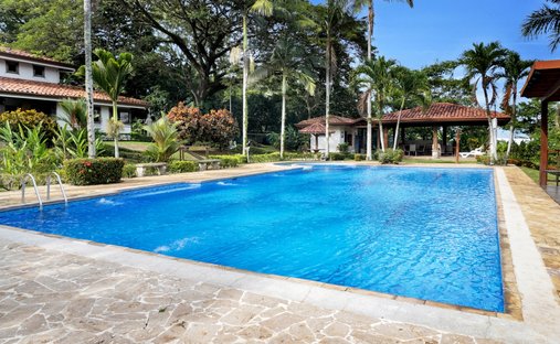 Estate in Punta Arenas, Puntarenas Province, Costa Rica 1