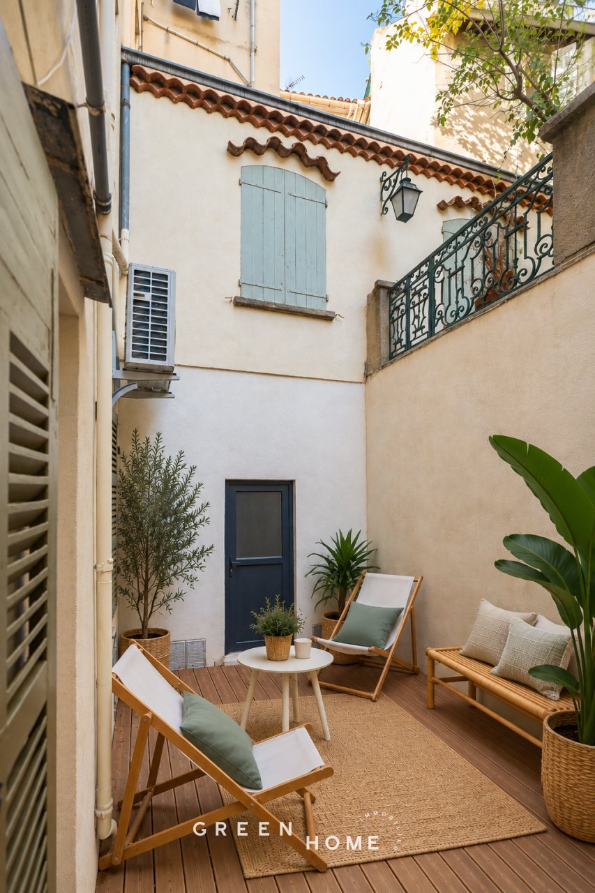 Apartment in Castellane, 6e Arrondissement, Marseille 4 - 19095416