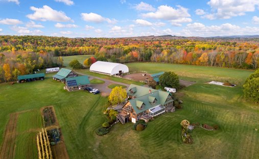 House in Jackson, Maine, United States 1