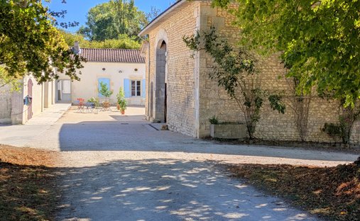 Casa en Jonzac, Nueva Aquitania, Francia 1