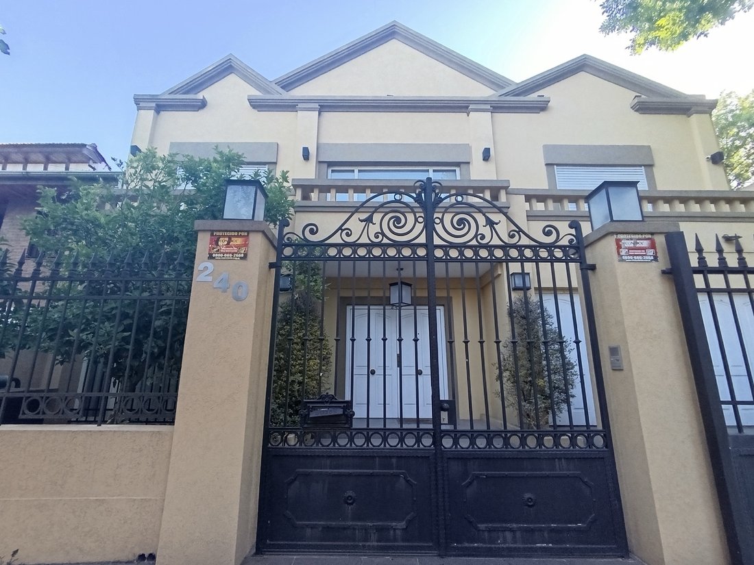 Maison à Villa Martelli, Province de Buenos Aires, Argentine 1 - 19095773