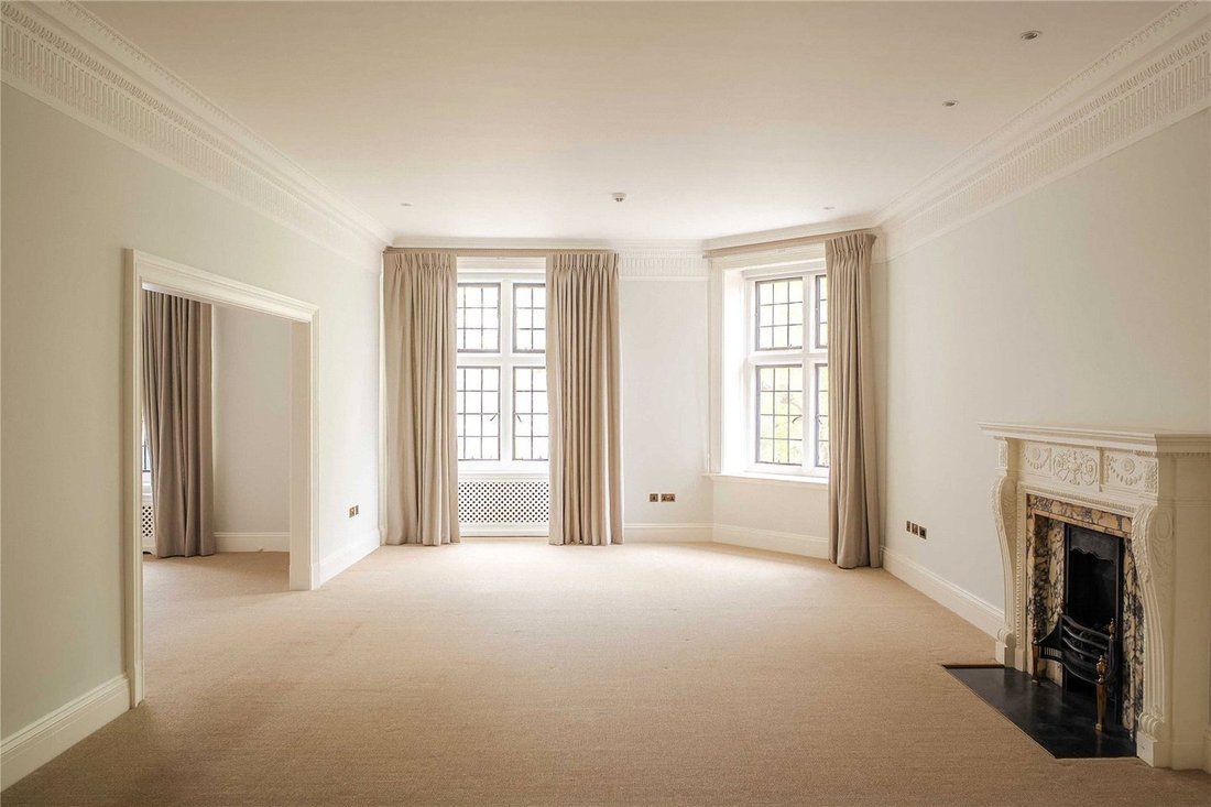 Apartment in Brompton, Kensington And Chelsea, England 3 - 19096988