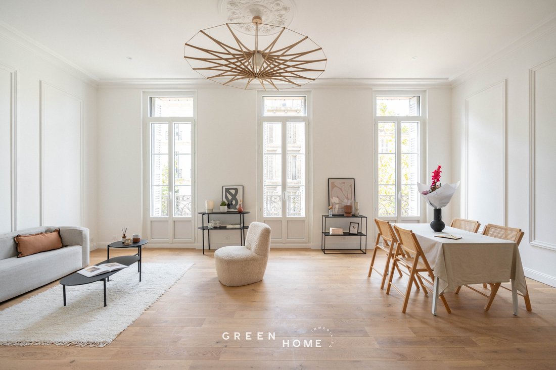 Apartment in Castellane, 6e Arrondissement, Marseille 1 - 19095416