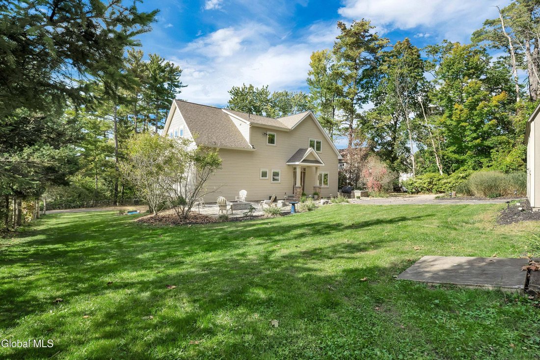 House in Saratoga Springs, New York, United States 2 - 19099063