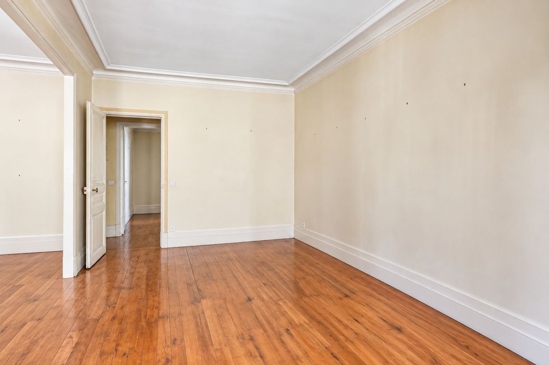 Appartamento a Pereire-Malesherbes, Paris 17e Arrondissement, Parigi 4 - 19097861
