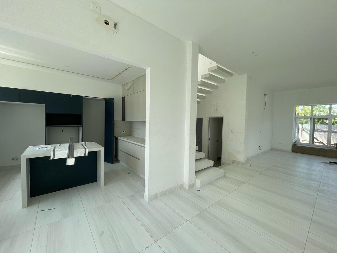 House in Guayaquil, Guayas, Ecuador 1 - 19094832