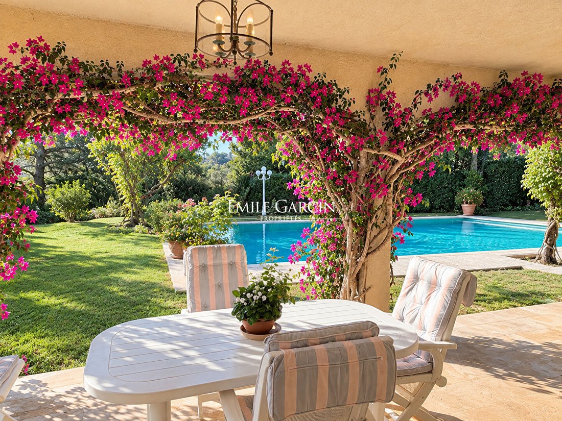 Villa in Mougins, Provence-Alpes-Côte d'Azur, France 2 - 19098532