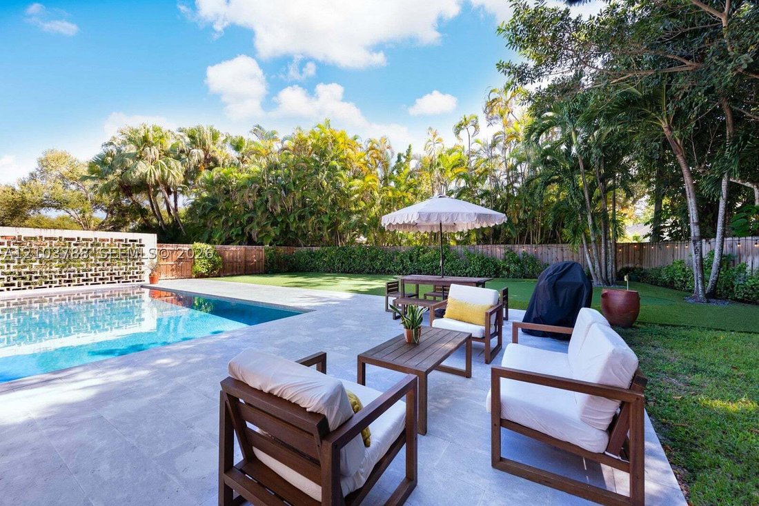 Casa a Coral Gables, Florida, Stati Uniti 2 - 19097017