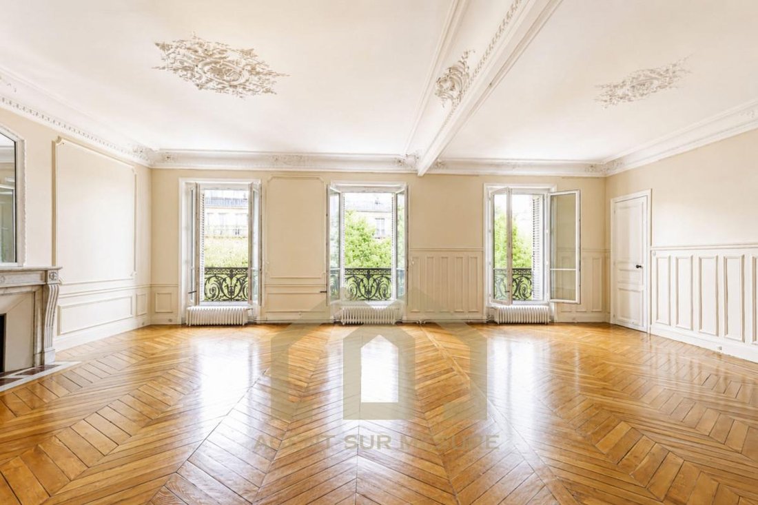 Apartment in Saint Victor, Paris 5e Arrondissement, Paris 1 - 19095177