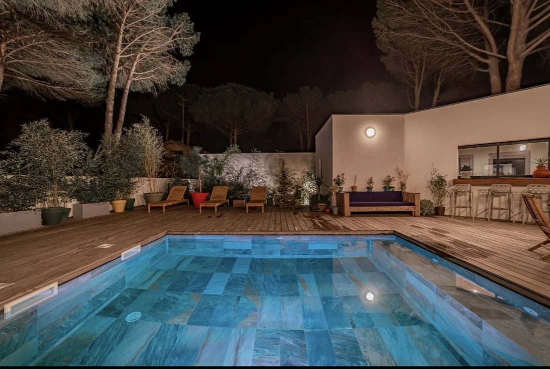 Villa en Periferia, Aigues-Mortes, Francia 1 - 19097798