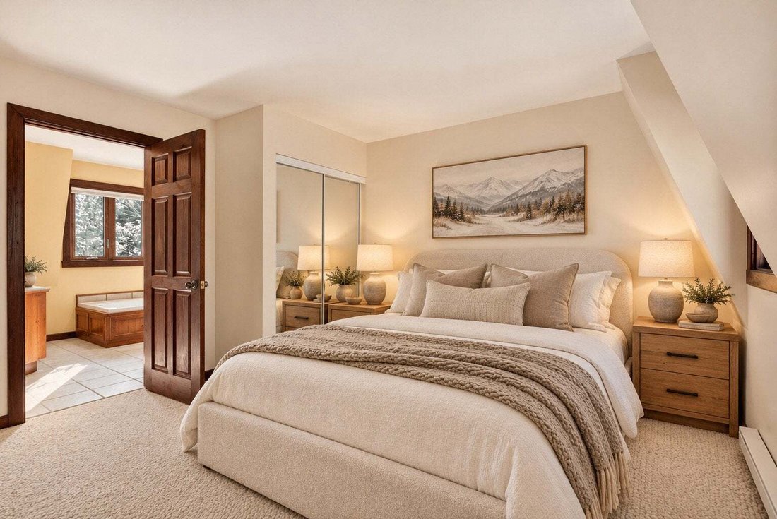 Condo in Mont-Tremblant, Quebec, Canada 5 - 19097702