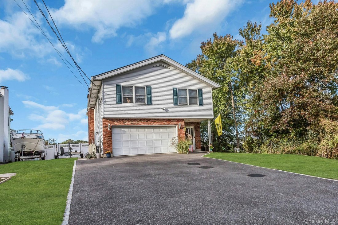 House in Mastic Beach, New York, United States 2 - 19097157